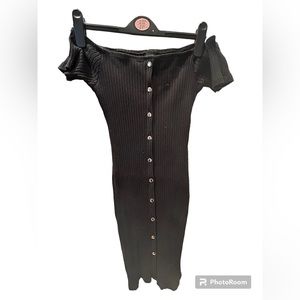 RIVER ISLAND - Off The Shoulder Black Midi Dress